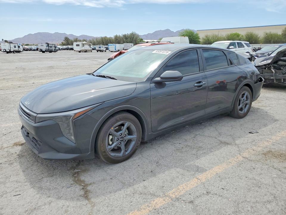2025 Kia K4 VIN 3KPFT4DE8SE163049 — COPART salvage auction photo