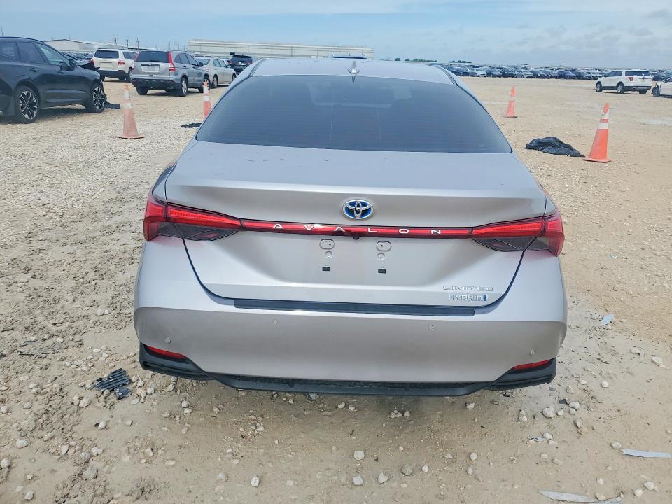 2022 Toyota Avalon VIN 4T1DA1AB0NU013590 COPART salvage auction — FRONT END, Tx - Salvage Vehicle Title, sold $10,700 on 2026-07-02 (photo 6)