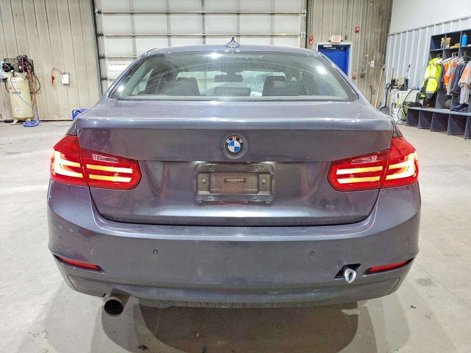 2015 BMW 3er VIN WBA3B3C5XFF546162 COPART salvage auction — FRONT END, NH - CERT OF TITLE-SALVAGE, sold $450 on 2026-07-30 (photo 6)