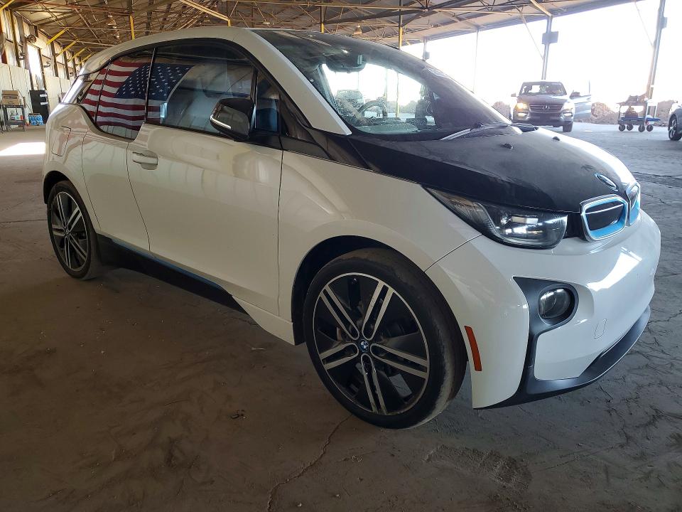 2015 BMW VIN WBY1Z2C52FV286750 COPART salvage auction — NORMAL WEAR, Az - Certificate Of Title, sold $4,550 on 2026-07-08 (photo 4)