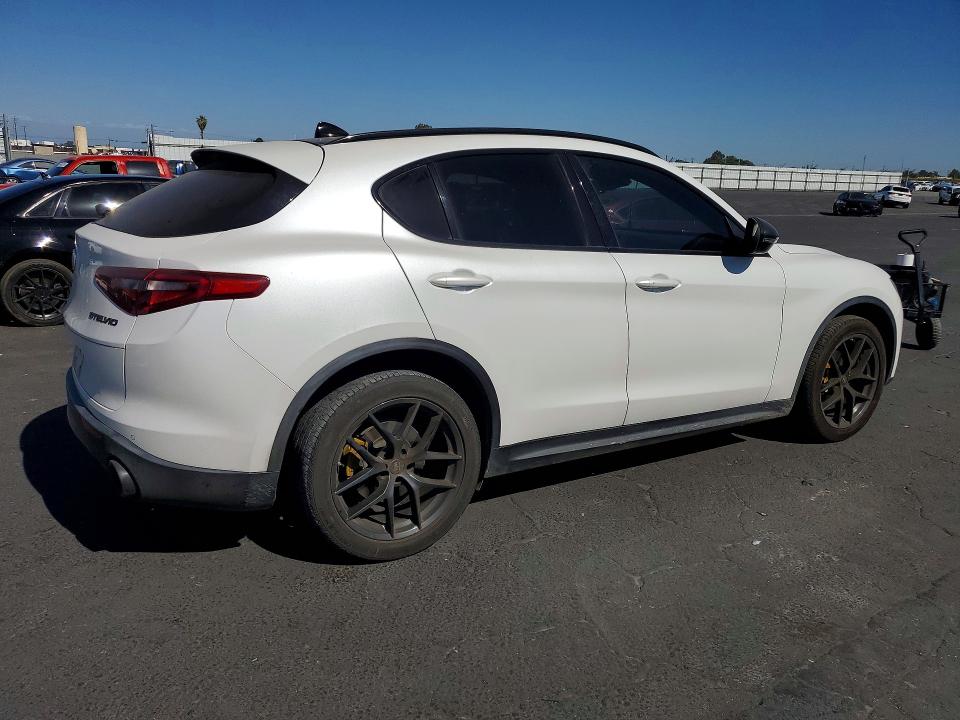 2019 Alfa romeo VIN ZASPAKBN2K7C49398 COPART salvage auction — REAR END, Ca - Salvage Certificate, sold $8,300 on 2026-07-20 (photo 3)
