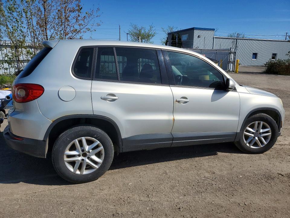2009 Volkswagen Tiguan VIN WVGBV75N09W001193 COPART salvage auction — REAR END, On - Permit Salvage, sold $525 on 2026-07-16 (photo 3)