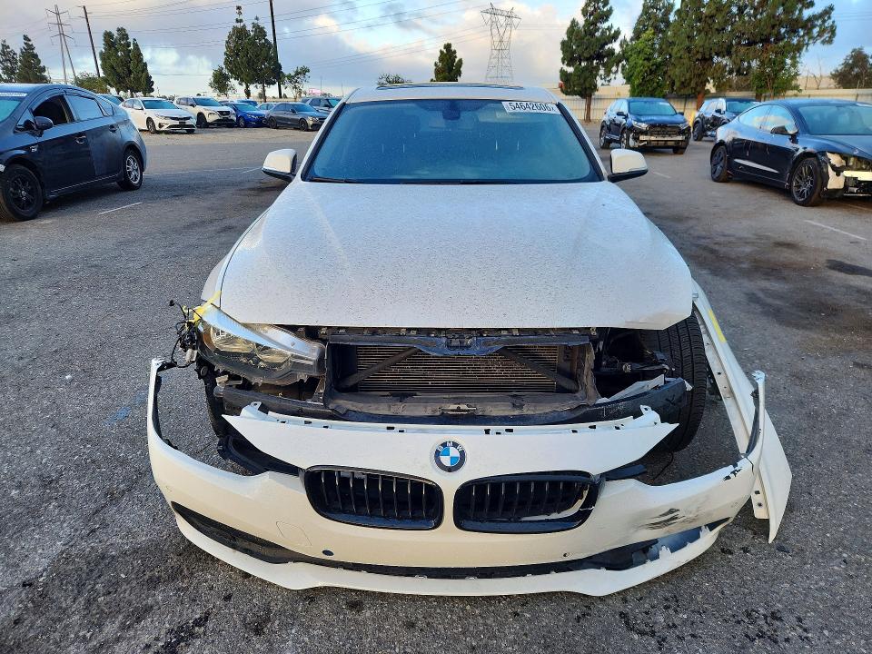 2017 BMW 3er VIN WBA8E1G38HNU18618 COPART salvage auction — FRONT END, Ca - Salvage Certificate, sold $825 on 2026-07-28 (photo 5)