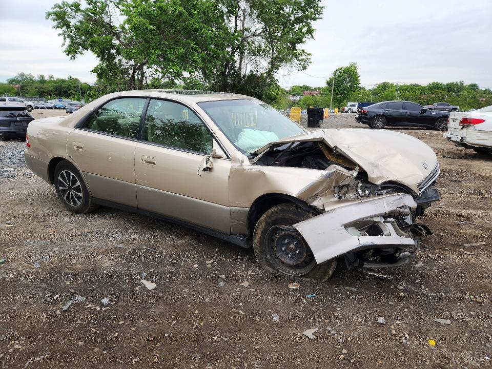 2000 Lexus ES VIN JT8BF28G0Y5083057 COPART salvage auction — FRONT END, Md - Cert Of Salvage > 75% Damage, sold $400 on 2026-07-14 (photo 4)