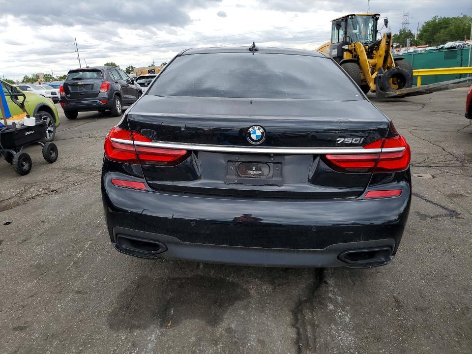 2017 BMW 7er VIN WBA7F0C32HGM21673 COPART salvage auction — SIDE, Co - Public - Salvage Title, sold $9,500 on 2026-07-07 (photo 6)
