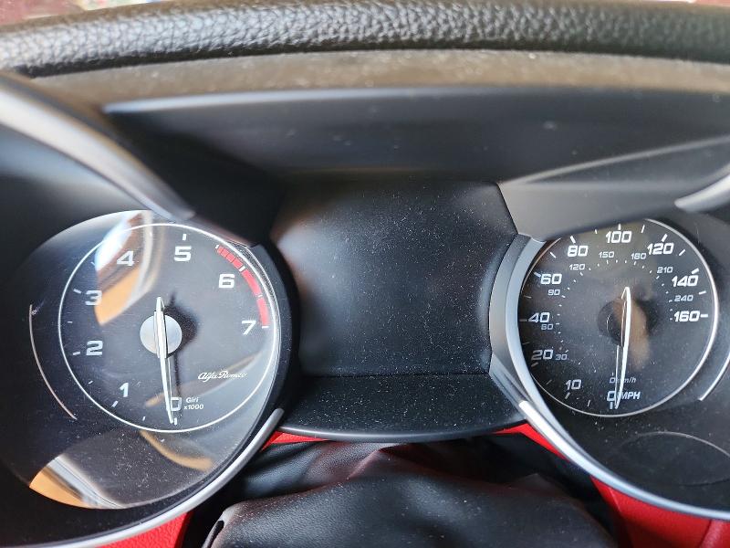 2019 Alfa romeo Giulia VIN ZARFAMBN2K7600882 COPART salvage auction — ENGINE BURN, Az - Cert Of Title- Non Repair, sold $3,550 on 2026-07-08 (photo 9)