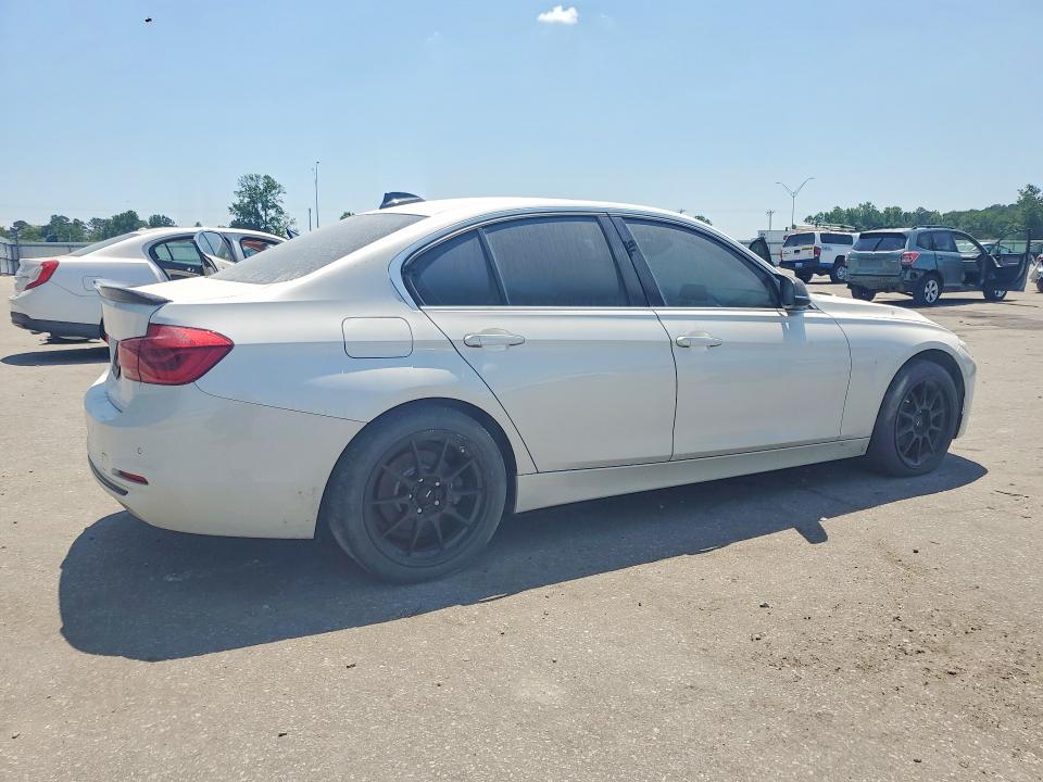 2017 BMW 3er VIN WBA8B9G57HNU48430 COPART salvage auction — FRONT END, Nc - Dealer Only Clean Title, sold $7,000 on 2026-07-28 (photo 3)