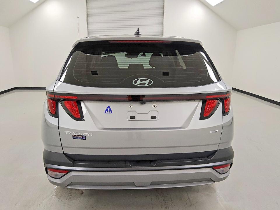 2025 Hyundai Tucson VIN 5NMJACDE5SH532484 COPART salvage auction — MINOR DENT/SCRATCHES, TX - CERTIFICATE OF TITLE, sold $9,200 on 2026-07-09 (photo 6)