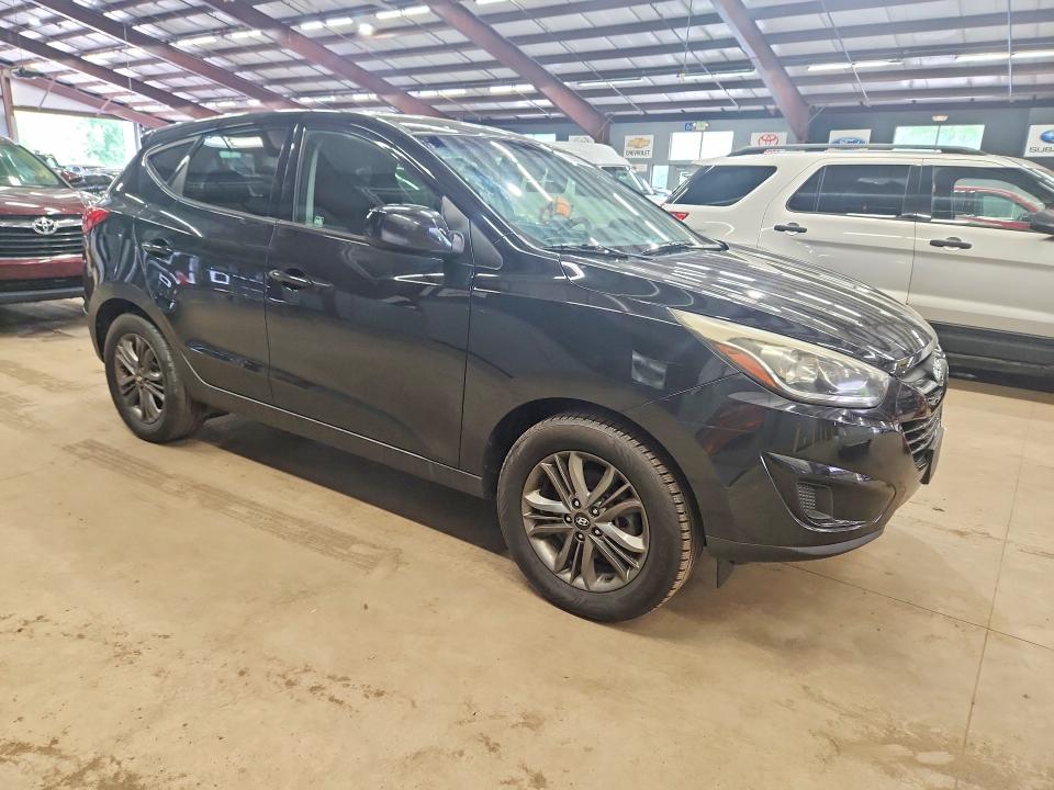 2015 Hyundai Tucson VIN KM8JTCAF7FU076697 COPART salvage auction — MINOR DENT/SCRATCHES, Va - Certificate Of Title, sold $2,500 on 2026-07-14 (photo 4)