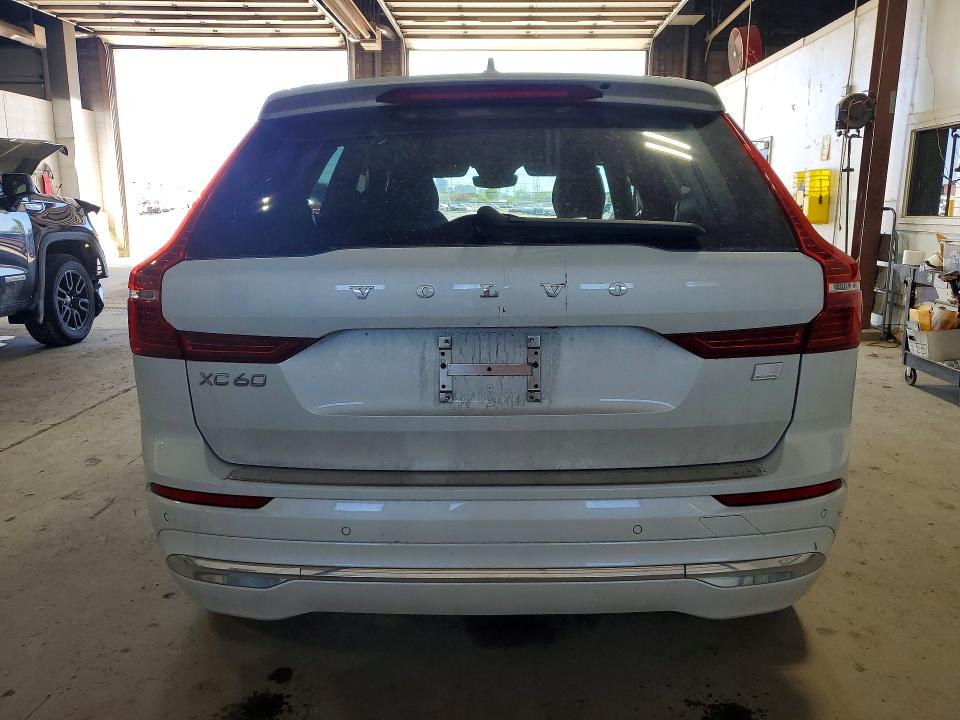2023 Volvo VIN YV4H60DA4P1301375 COPART salvage auction — FRONT END, Mn - Cert Of Title-Salvage, sold $18,800 on 2026-07-23 (photo 6)
