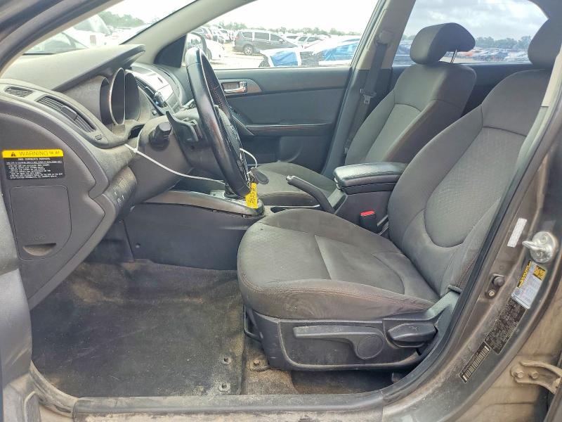 2013 Kia Forte VIN KNAFW4A31D5687228 COPART salvage auction — REAR END, Mo - Salvage Certificate Of Title, sold $175 on 2026-07-13 (photo 7)