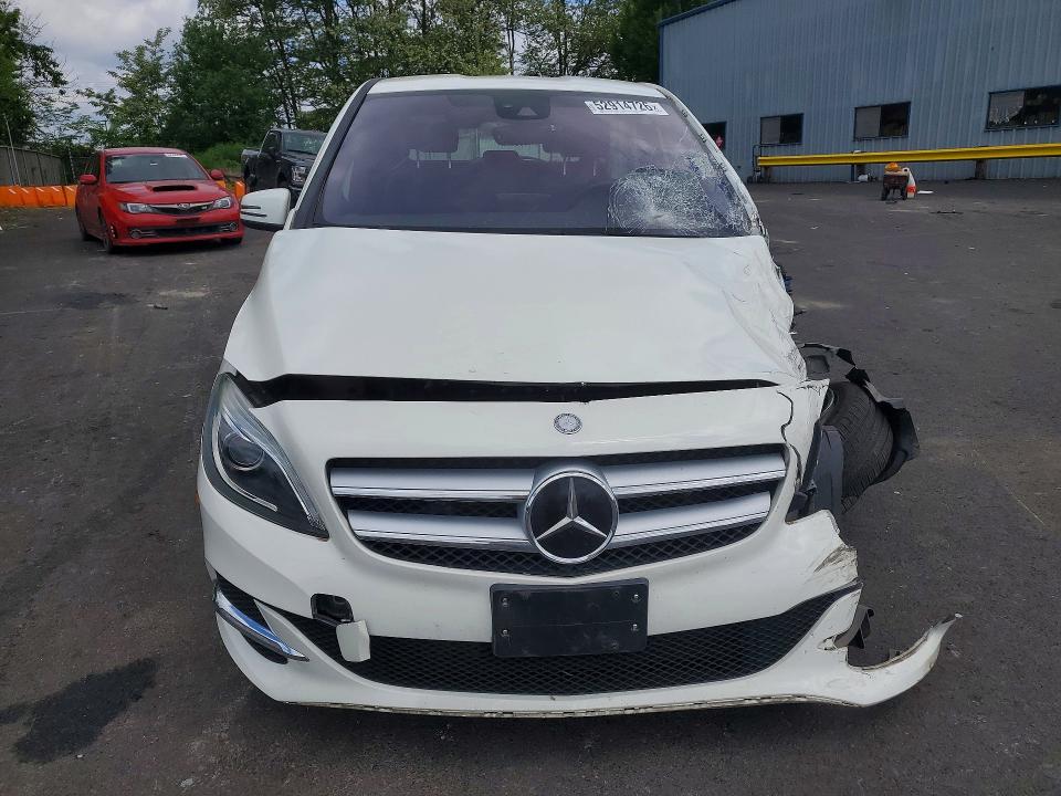 2016 Mercedes-benz B-klasse VIN WDDVP9ABXGJ010650 COPART salvage auction — FRONT END, Or - Salvage Title Certificate, sold $1,150 on 2026-07-27 (photo 5)