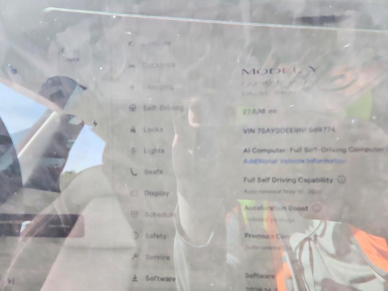 2022 Tesla Model y VIN 7SAYGDEE9NF569774 COPART salvage auction — REAR END, CA - SALVAGE CERTIFICATE, sold $11,400 on 2026-07-06 (photo 9)