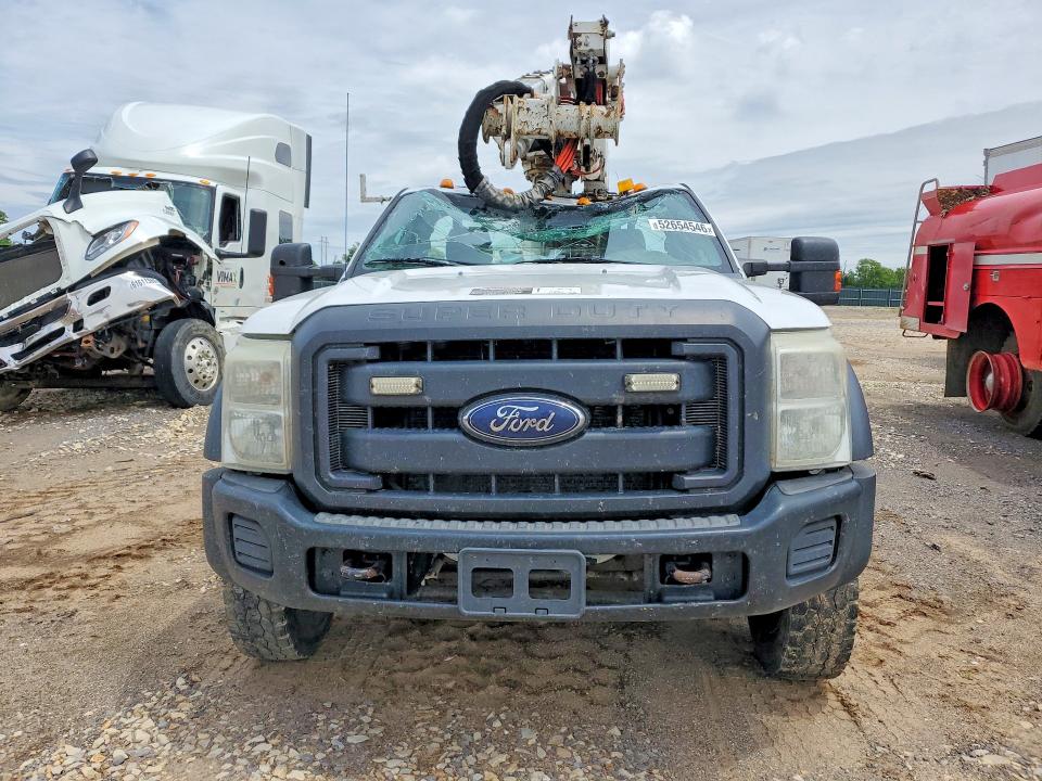 2013 Ford F-550 VIN 1FDUF5HY6DEB53641 COPART salvage auction — ROOF, Mo - Salvage Certificate Of Title, sold $3,200 on 2026-07-08 (photo 5)