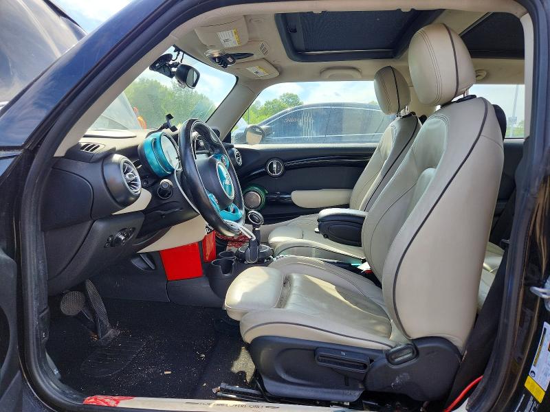2017 Mini Cooper VIN WMWXP7C31H2A45988 COPART salvage auction — MINOR DENT/SCRATCHES, Ma - Certificate Of Title, sold $3,850 on 2026-07-10 (photo 7)
