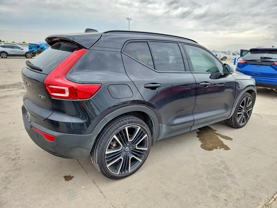 2022 Volvo VIN YV4162UM4N2649045 COPART salvage auction — SIDE, Tx - Salvage Vehicle Title, sold $11,300 on 2026-07-20 (photo 3)