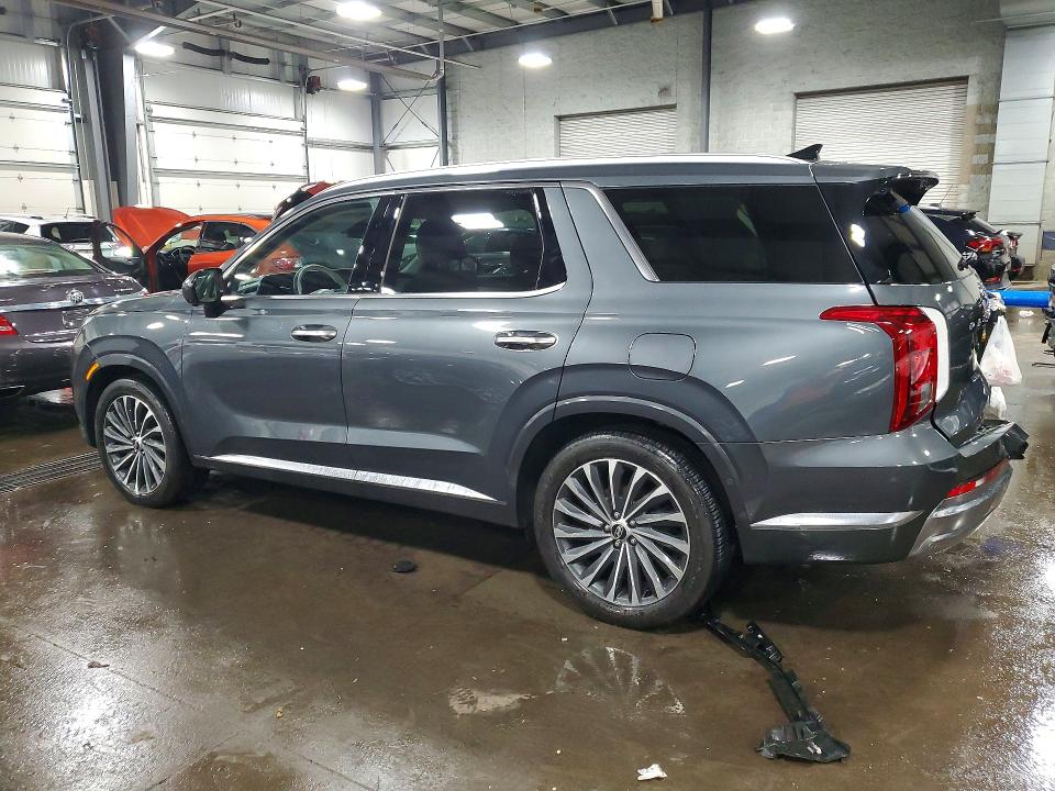 2023 Hyundai Palisade VIN KM8R7DGE4PU636978 COPART salvage auction — REAR END, Mn - Cert Of Title-Salvage, sold $18,100 on 2026-07-07 (photo 2)