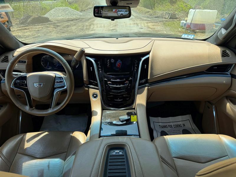 2019 Cadillac Escalade VIN 1GYS4KKJ7KR114181 COPART salvage auction — NORMAL WEAR, Ma - Certificate Of Title (P), sold $15,600 on 2026-07-28 (photo 9)