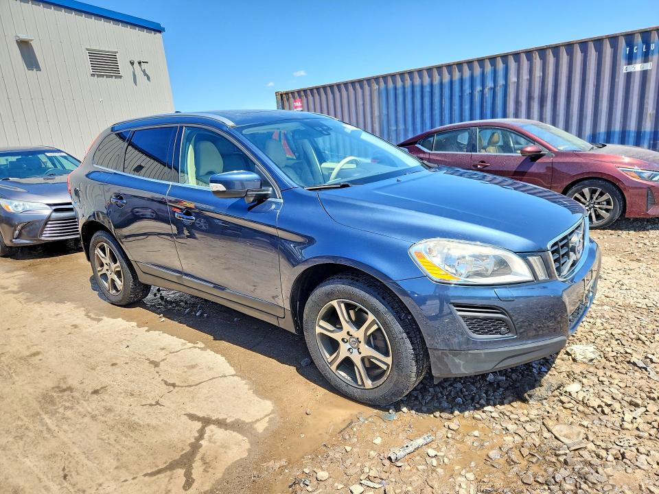 2011 Volvo Xc60 VIN YV4902DZ3B2175116 COPART salvage auction — HAIL, Wi - Junked Vehicle Bill Of Sale, sold $250 on 2026-07-13 (photo 4)