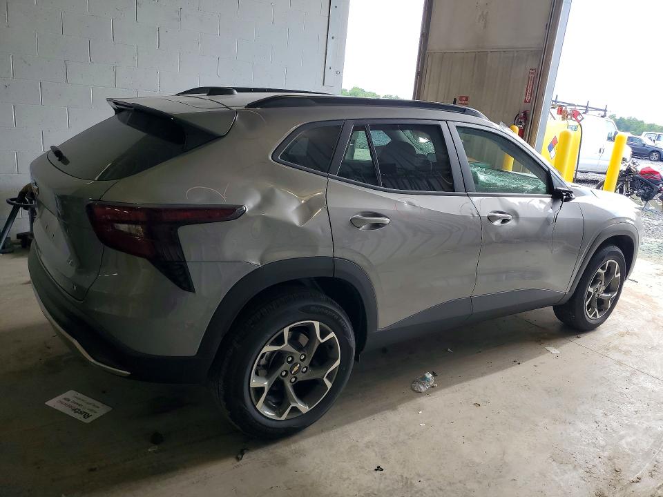 2026 Chevrolet Trax VIN KL77LHEP3TC143096 COPART salvage auction — ROOF, Mo - Salvage Certificate Of Title, sold $500 on 2026-07-21 (photo 3)