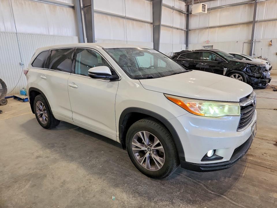 2016 Toyota Highlander VIN 5TDBKRFH9GS251160 COPART salvage auction — HAIL, Mn - Cert Of Title-Salvage, sold $5,800 on 2026-07-28 (photo 4)