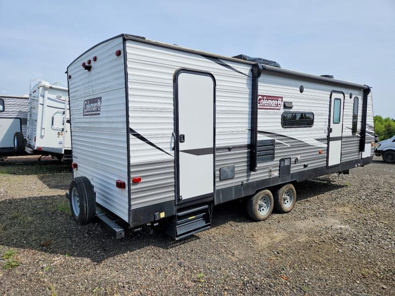 2021 Keystone Coleman VIN 4YDT26323MY942426 COPART salvage auction — MINOR DENT/SCRATCHES, OR - SALVAGE TITLE CERTIFICATE, sold $7,900 on 2026-07-09 (photo 4)
