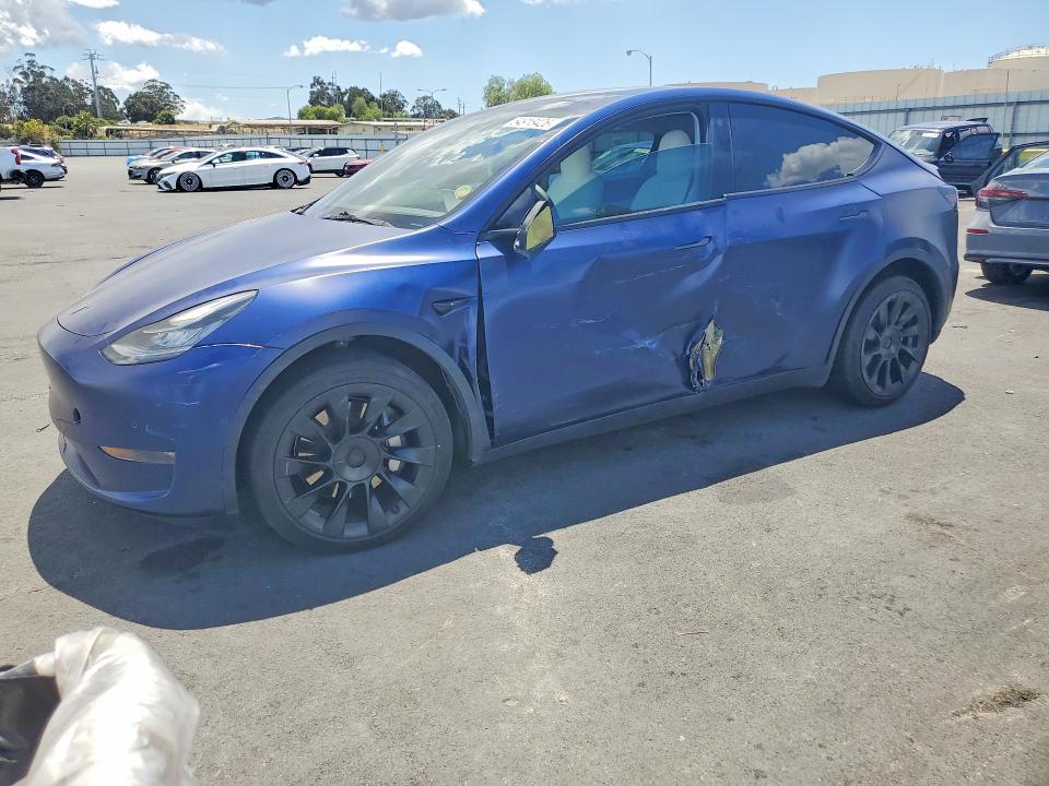 2022 Tesla Model y VIN 7SAYGDEE6NF339593 COPART salvage auction — SIDE, Ca - Salvage Certificate, sold $5,700 on 2026-07-08 (photo 1)
