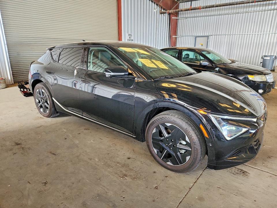 2025 Kia VIN 5XYC3DJC6SG009075 COPART salvage auction — REAR END, Ca - Salvage Certificate, sold $14,400 on 2026-07-13 (photo 4)