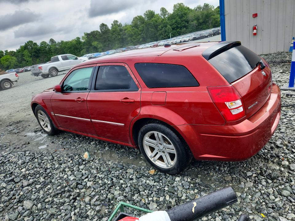 2005 Dodge Magnum VIN 2D4GV58245H624487 COPART salvage auction — NORMAL WEAR, Nc - Dealer Only Clean Title, sold $500 on 2026-07-02 (photo 2)
