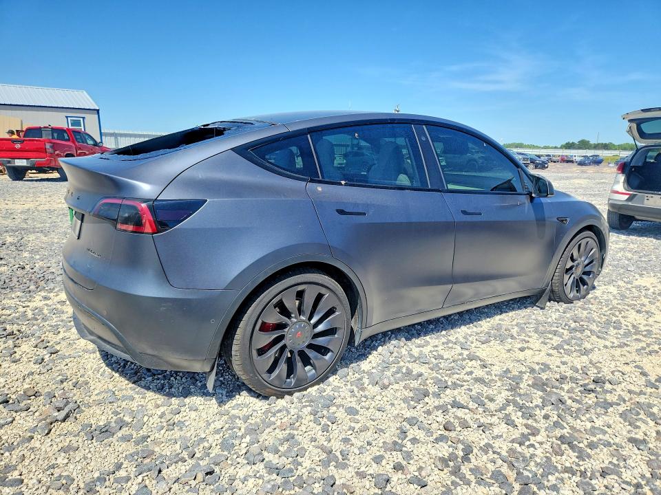 2022 Tesla Model y VIN 7SAYGDEF6NF336573 COPART salvage auction — HAIL, Mo - Certificate Of Title, sold $15,800 on 2026-07-08 (photo 3)