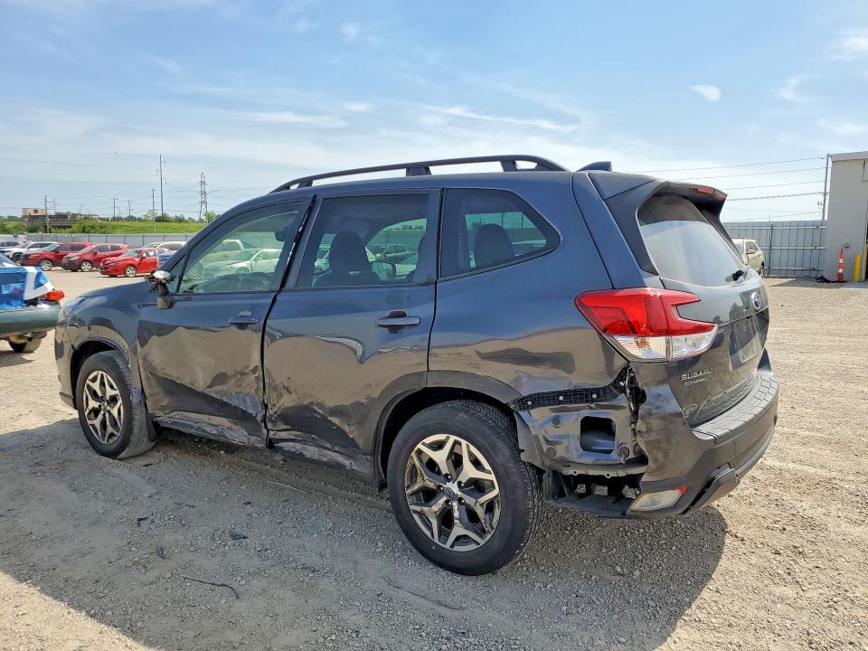 2023 Subaru Forester VIN JF2SKAEC5PH450882 COPART salvage auction — SIDE, Ia - Cert Of Title-Salvage Title, sold $8,200 on 2026-07-22 (photo 2)