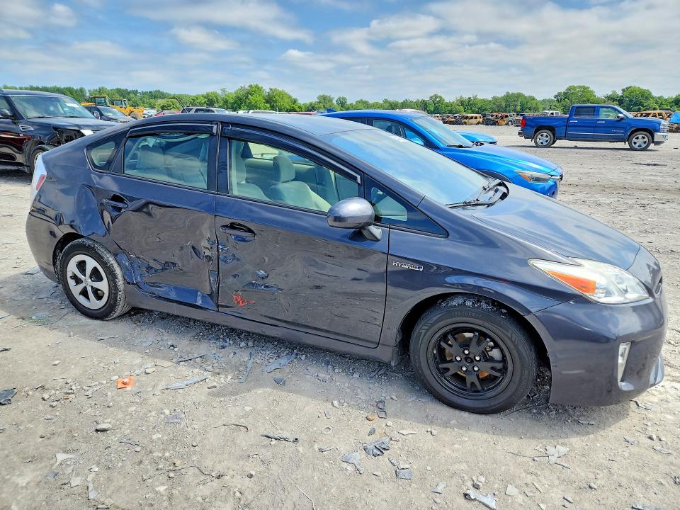 2015 Toyota Prius VIN JTDKN3DU9F0417831 COPART salvage auction — SIDE, Wv - Salvage Certificate, sold $1,350 on 2026-07-31 (photo 4)
