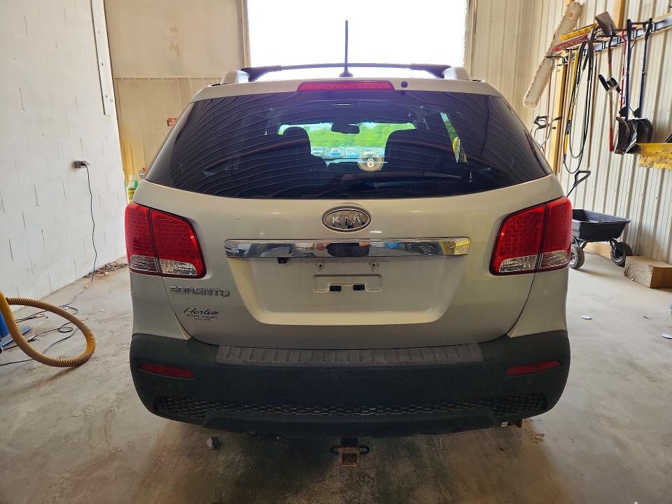 2013 Kia Sorento VIN 5XYKT3A65DG417103 COPART salvage auction — FRONT END, Mo - Salvage Certificate Of Title, sold $70 on 2026-07-21 (photo 6)