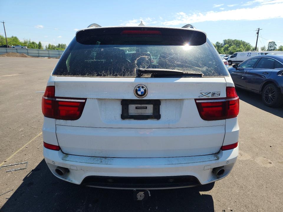 2013 BMW X5 VIN 5UXZW0C59D0B92717 COPART salvage auction — MINOR DENT/SCRATCHES, Nj - Certificate Of Title, sold $3,600 on 2026-07-27 (photo 6)