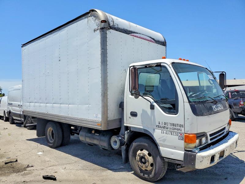 2005 Isuzu Npr VIN JALB4B16157012456 COPART salvage auction — MINOR DENT/SCRATCHES, CA - CERT OF TITLE-SALVAGED, sold $2,500 on 2026-07-29 (photo 1)