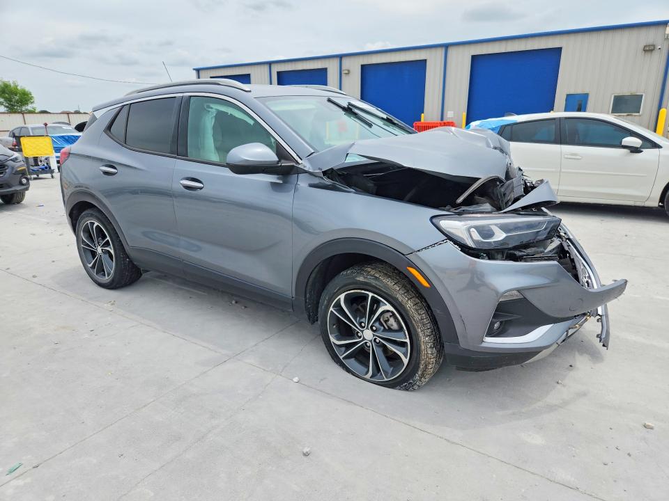 2020 Buick Encore VIN KL4MMGSL9LB075871 COPART salvage auction — FRONT END, TX - SALVAGE VEHICLE TITLE (P), sold $900 on 2026-07-17 (photo 4)