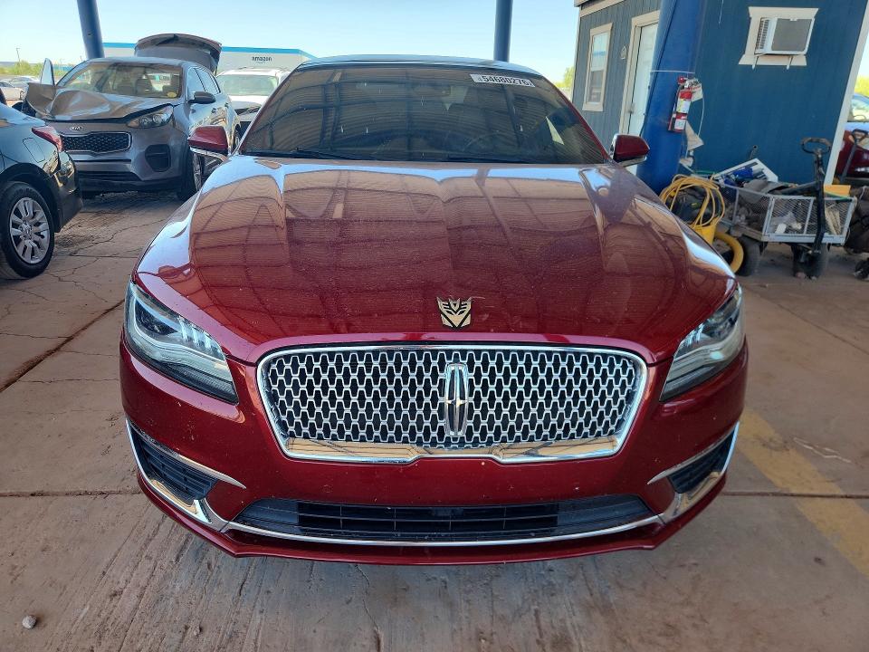 2017 Lincoln VIN 3LN6L5MU9HR607937 COPART salvage auction — PARTIAL REPAIR, Az - Cert Of Title - Salvage, sold $3,750 on 2026-07-02 (photo 5)