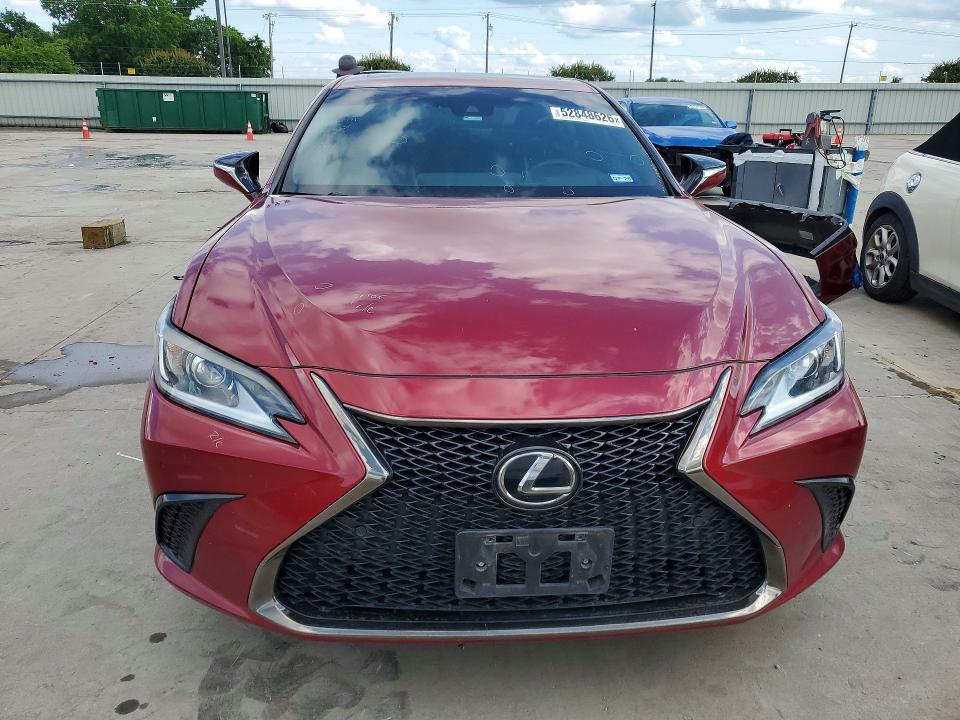 2020 Lexus ES VIN 58AGZ1B13LU056323 COPART salvage auction — REAR END, Tx - Salvage Vehicle Title, sold $13,500 on 2026-07-09 (photo 5)