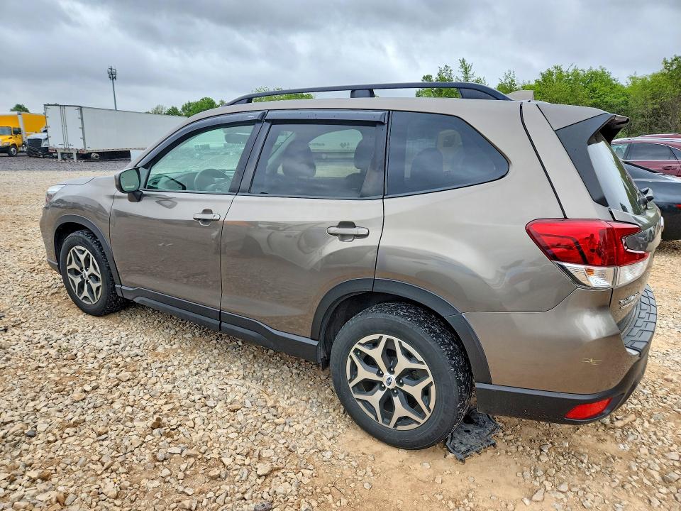 2020 Subaru Forester VIN JF2SKAJC5LH405926 COPART salvage auction — HAIL, Id - Salvage Certificate Of Title, sold $3,250 on 2026-07-28 (photo 2)