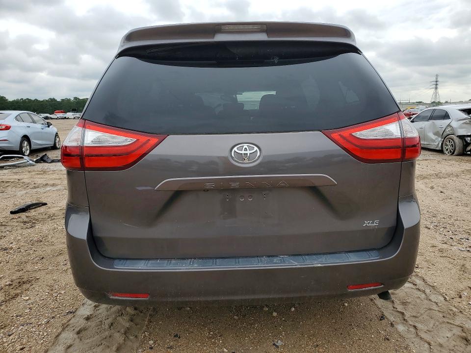2015 Toyota Sienna VIN 5TDYK3DC0FS651525 COPART salvage auction — FRONT END, Tx - Salvage Vehicle Title, sold $1,350 on 2026-07-10 (photo 6)