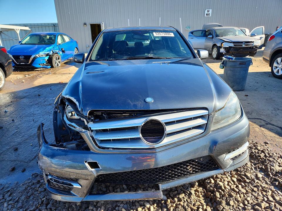 2013 Mercedes-benz C-klasse VIN WDDGF4HB3DR275055 COPART salvage auction — FRONT END, Wi - Certificate Of Title, sold $1,800 on 2026-08-17 (photo 5)