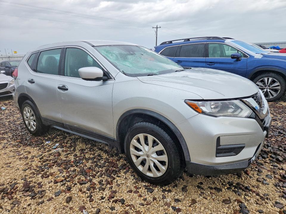 2020 Nissan Rogue VIN KNMAT2MV3LP521979 COPART salvage auction — HAIL, MO - CERTIFICATE OF TITLE, sold $1,300 on 2026-07-27 (photo 4)