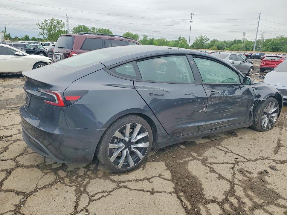 2025 Tesla Model 3 VIN 5YJ3E1EA2SF062882 COPART salvage auction — SIDE, Salvage Title, sold $20,600 on 2026-07-10 (photo 3)