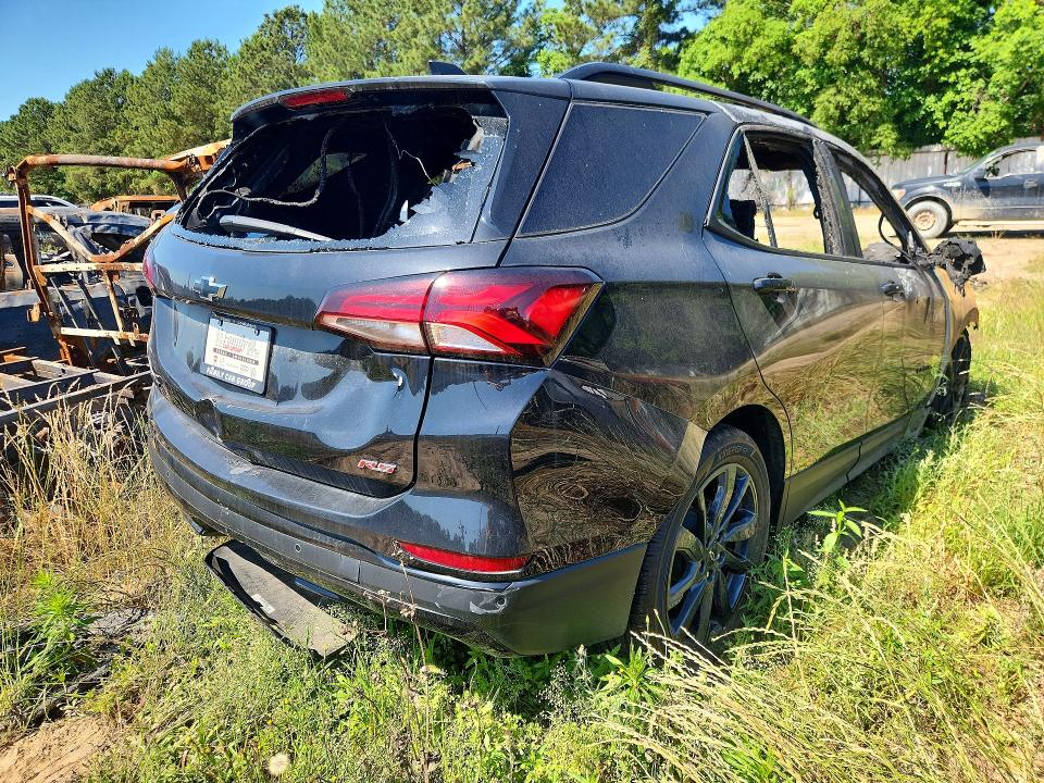 2024 Chevrolet Equinox VIN 3GNAXMEG5RL104892 COPART salvage auction — BURN, Mi - Scrap Certificate Of Title, sold $300 on 2026-07-02 (photo 3)