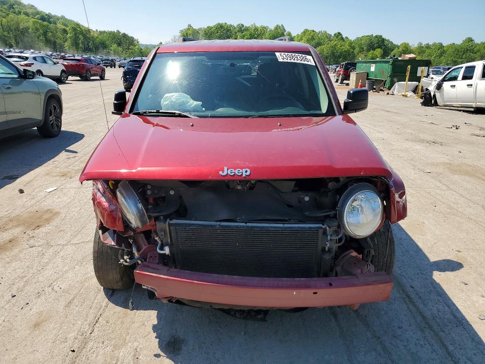 2016 Jeep Liberty (patriot) VIN 1C4NJPBA8GD744367 COPART salvage auction — FRONT END, PA - CERTIFICATE OF SALVAGE, sold $550 on 2026-07-02 (photo 5)