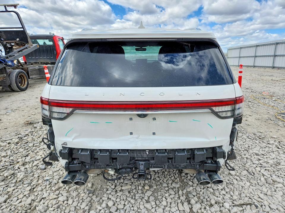 2024 Lincoln Aviator VIN 5LM5J7XC0RGL04387 COPART salvage auction — REAR END, Id - Salvage Certificate Of Title, sold $10,000 on 2026-07-27 (photo 6)