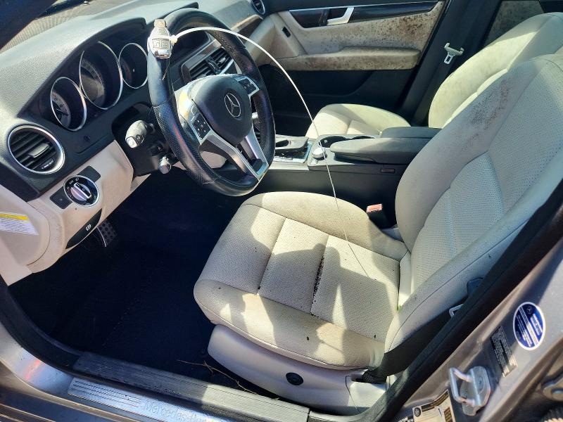 2013 Mercedes-benz C-klasse VIN WDDGF4HB5DA852022 COPART salvage auction — BIOHAZARD/CHEMICAL, La - Certificate Of Title, sold $300 on 2026-08-05 (photo 7)