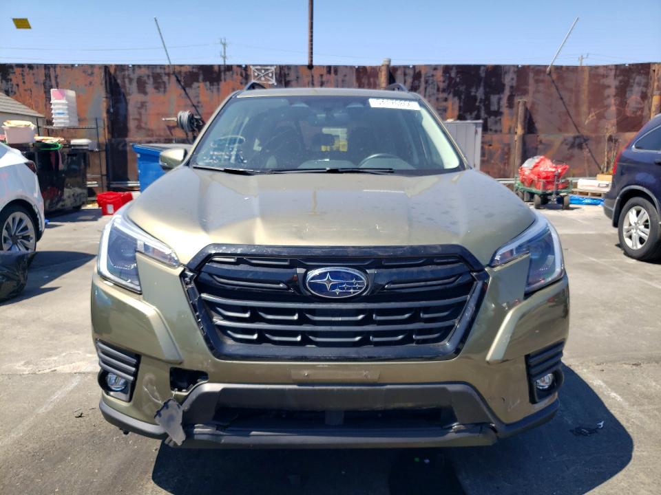 2024 Subaru Forester VIN JF2SKALC0RH466820 COPART salvage auction — SIDE, Ca - Salvage Certificate, sold $7,500 on 2026-07-06 (photo 5)