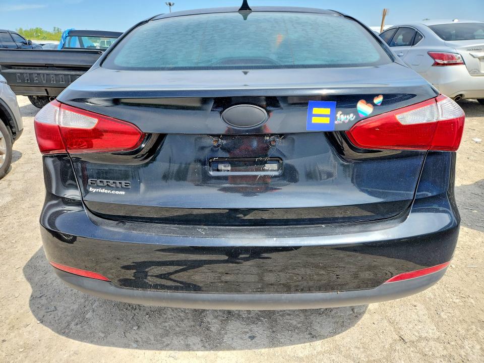 2016 Kia Forte VIN KNAFK4A67G5521810 COPART salvage auction — FRONT END, IN - CERTIFICATE OF TITLE (P), sold $600 on 2026-07-02 (photo 6)
