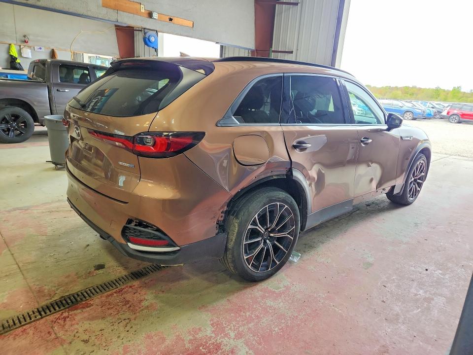 2025 Mazda Cx-70 VIN JM3KJDHA3S1111530 COPART salvage auction — MECHANICAL, PA - CERTIFICATE OF SALVAGE, sold $12,600 on 2026-07-19 (photo 3)